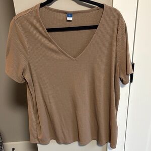 Old Navy Women's Short Sleeve Tan V-Neck Tee